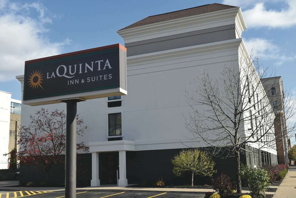 La Quinta By Wyndham Jamestown Bagian luar foto